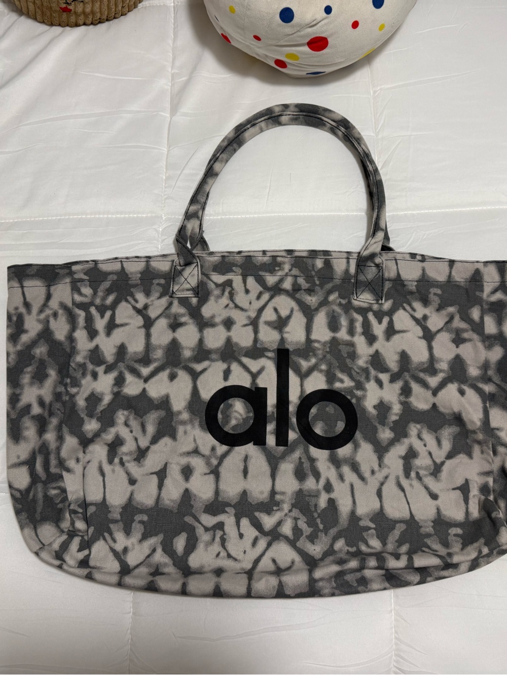 ALO Yoga Gray and Black Tie-Dye Canvas Tote